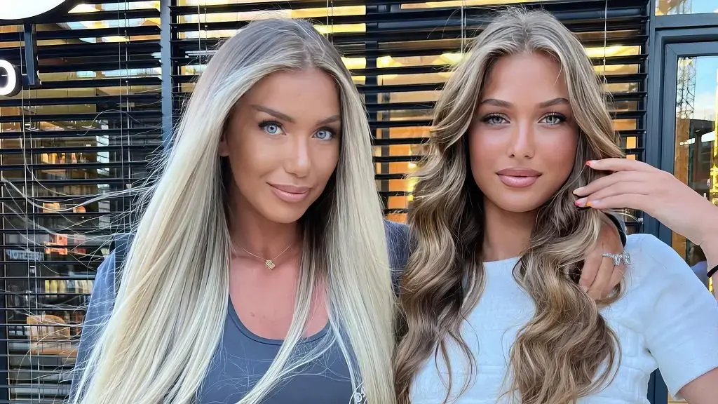 adelina-tahiri-diana-tahiri-54566576453