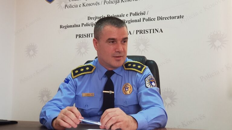 Zv.drejtori i policisë: Personat e armatosur janë të rrethuar – ka ende shkëmbim zjarri