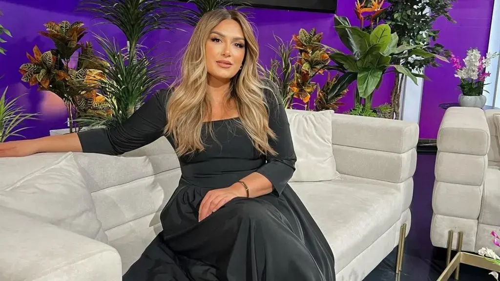 Moderatorja Adelina Hasani e braktisë “ATV”-në për këtë televizion