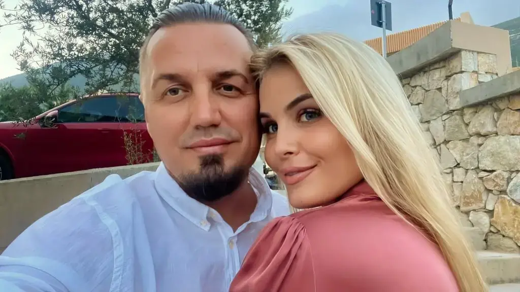 E ironizoi duke thënë se nuk do lidhej më me vajza mbi 25-vjeç, Afrona Dika i kundërpërgjigjet Bleros