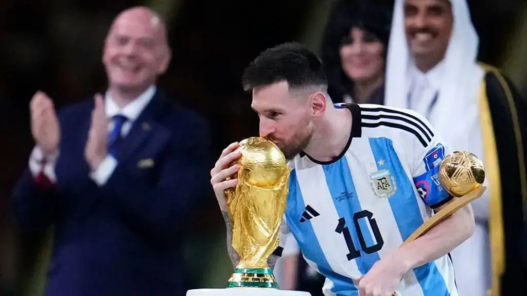 Lionel Messi - Kupa 8937598234