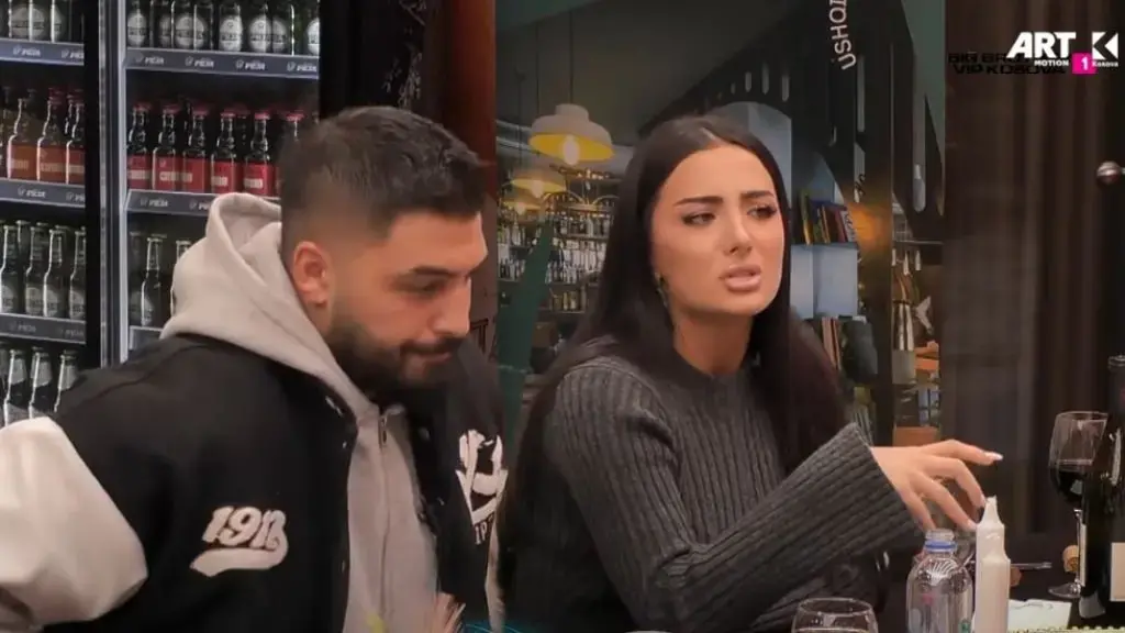 Kjo është pyetja epike që i bëri publiku, e që Albes nuk i pëlqeu fare