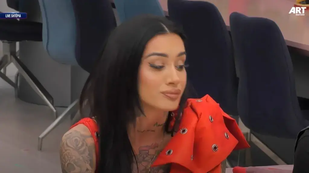 ‘Kam 20 vite që s’flas me babin’, Alby tregon arsyen e dhimbshme
