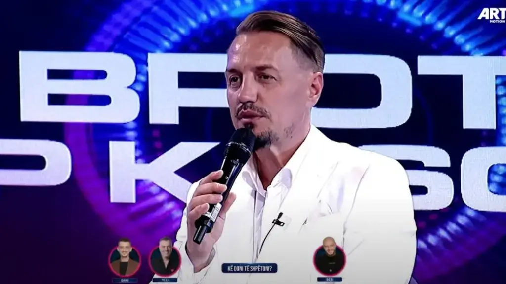 Reagon Blero pasi la shtëpinë e Big Brother Vip Kosova vullnetarisht