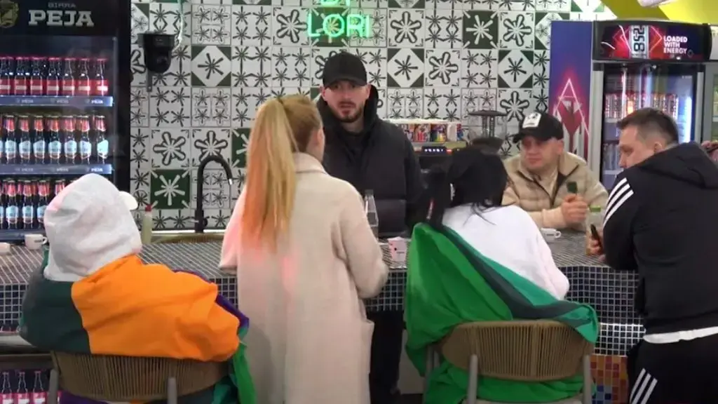 Romeo vihet në siklet nga kjo pyetja që i’a bënë banorët!