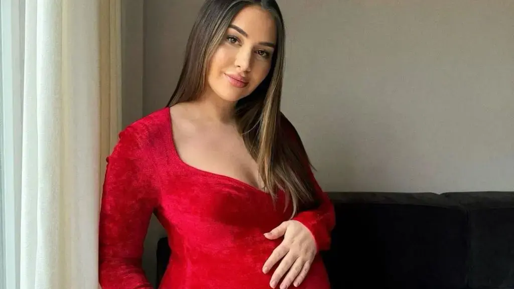 Pak para lindjes së bebit, Kiara bën ndryshimin në pamje por i’a huq keq