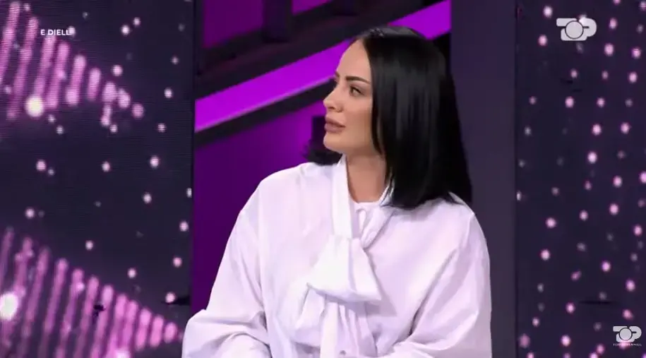 E çuditshme, Sara i betohet live Bardhit, tregon arsyen!