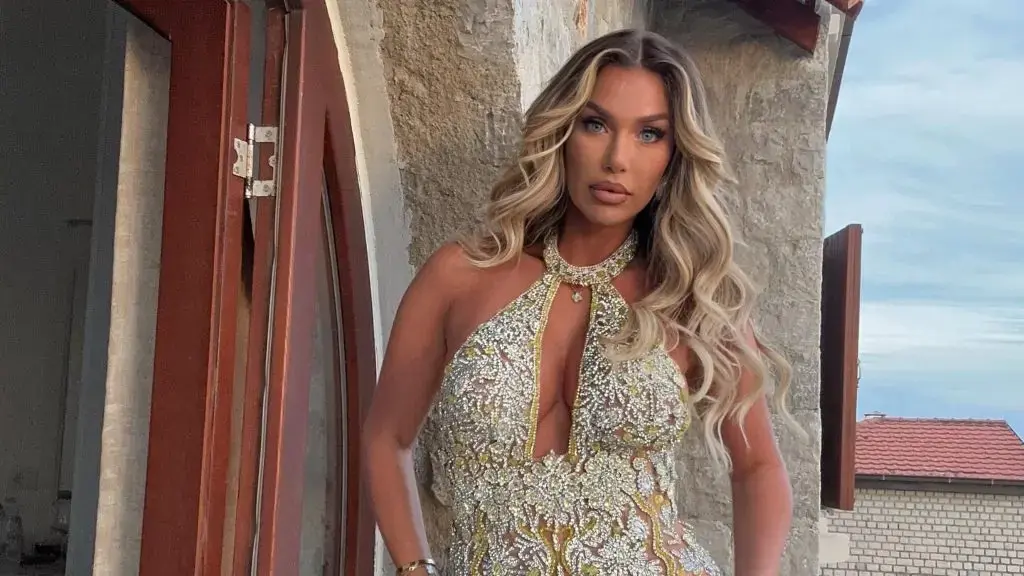 Adelina Tahiri fejon vëllain, sjell detajet nga festa e fejesës