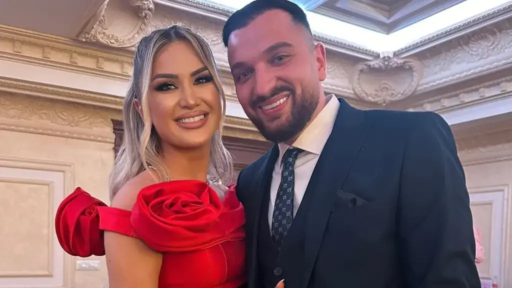 U fejua mbrëmë, Engjëllusha ka disa fjalë për partnerin e saj