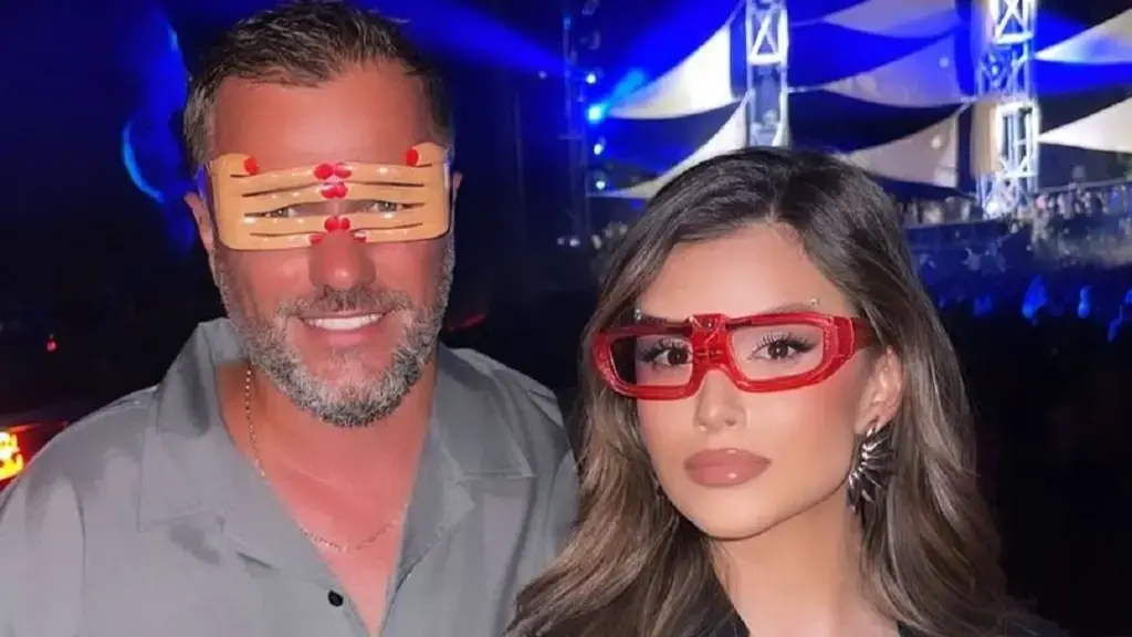 Buci dhe Verona shkojnë në pushime, sjellin foton më të ëmbël në krahët e njëri tjetrit