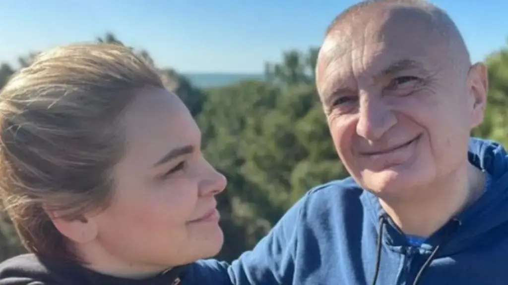 Ish- presidenti Ilir Meta ndahet nga bashkëshortja: Njoftova edhe djalin