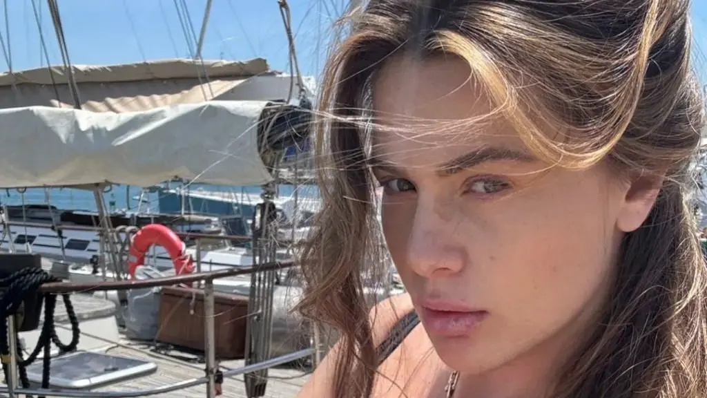 Publikohet foto e Oltës kur ishte 14 vjeçare, shikoni si dukej