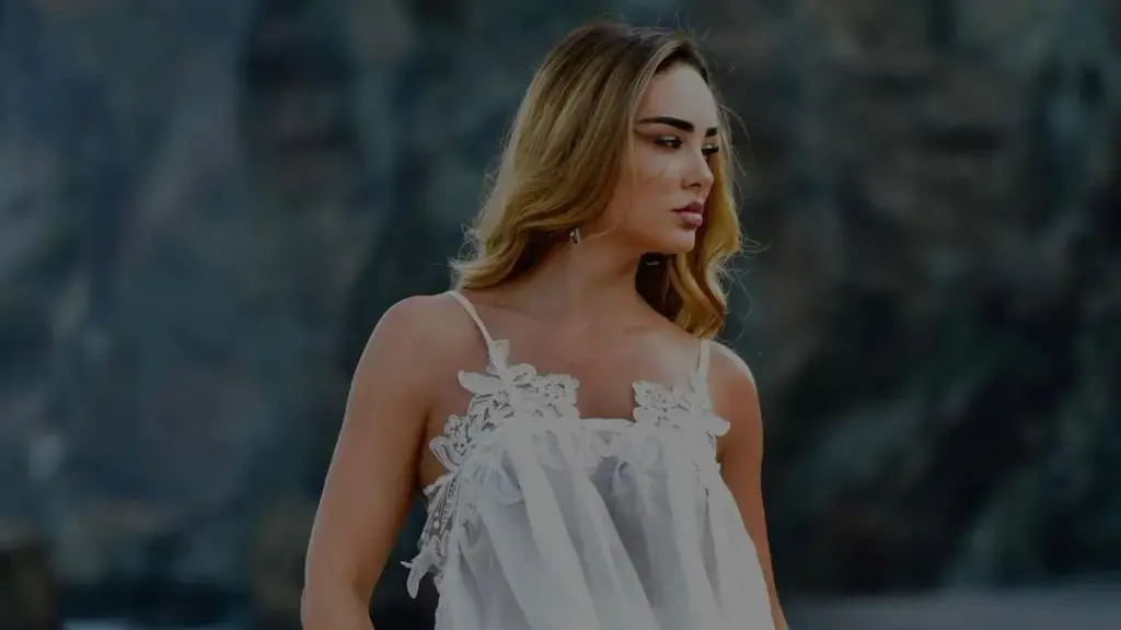Xhensila publikon fotot më të ëmbla familjare derisa ndodhet në pushime