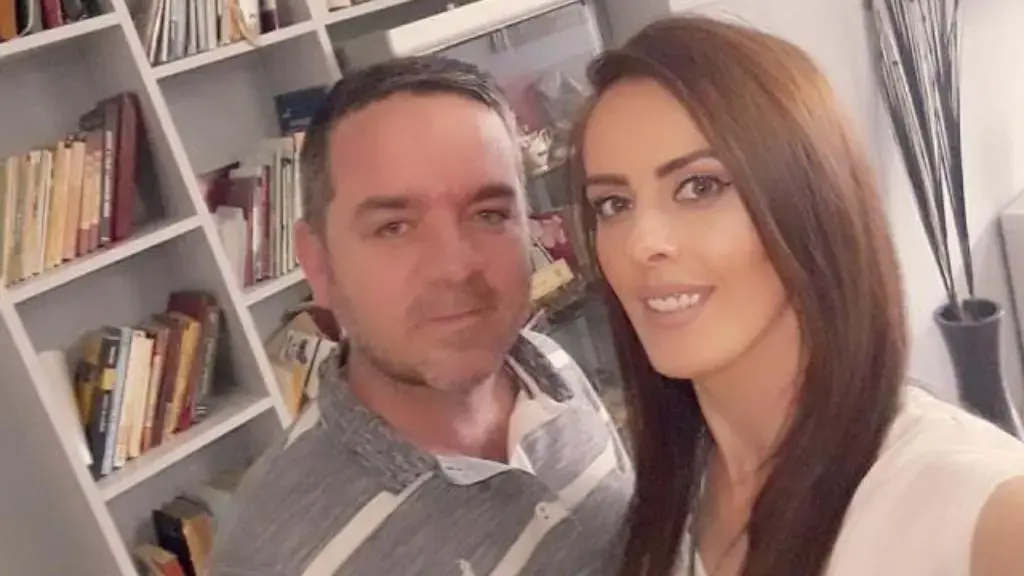 E shoqja nuk e harron Blerim Peci, dashuri e dhimbje në 20 vjetorin e martesës