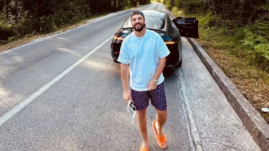 Publikohet foto, nuk do të besoni si dukej Olsi Bylyku para disa viteve
