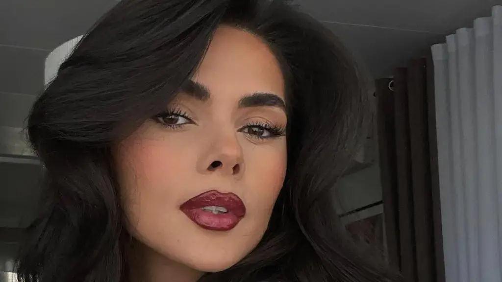 diana tahiri b 095834-6