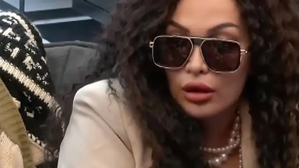 “Ankohet” Rovena : Muzika më la pa u martu, e pa kriju familje