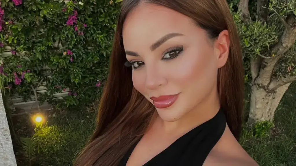 sara gjordeni b 565656523345545