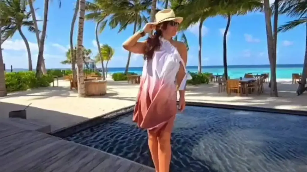 suzana mushkolaj b 4897395