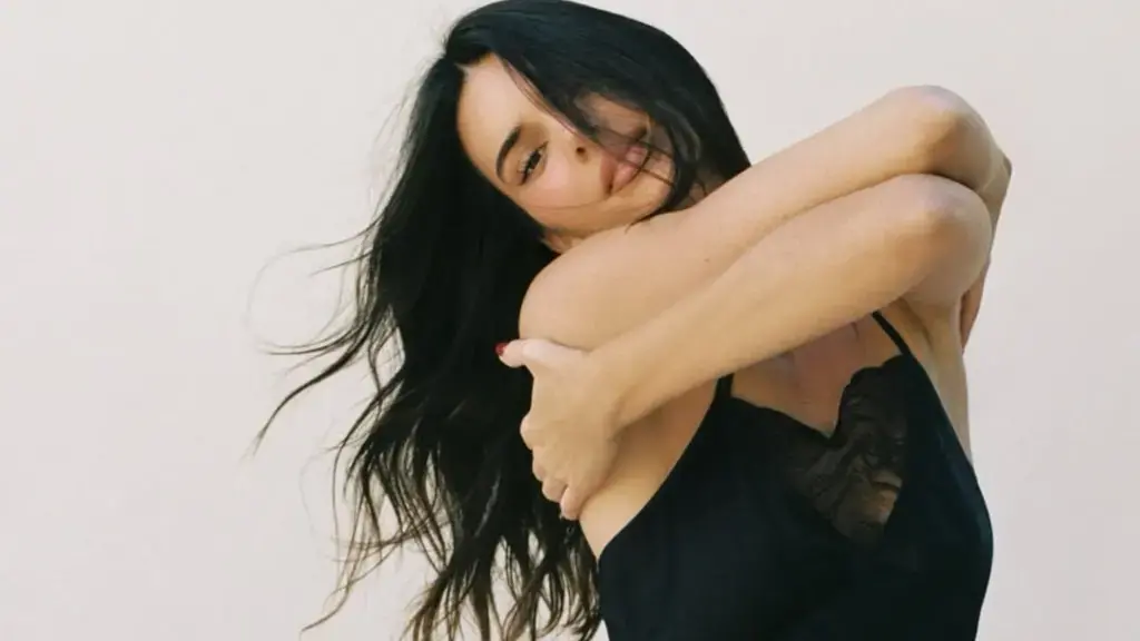 kendall b 000021365595