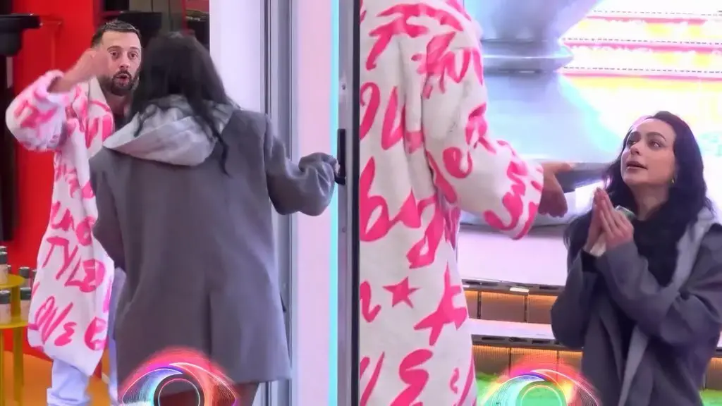 Egli i ulet në gjunjë dhe i kërkon falje Gjestit, ky ishte reagimi i tij