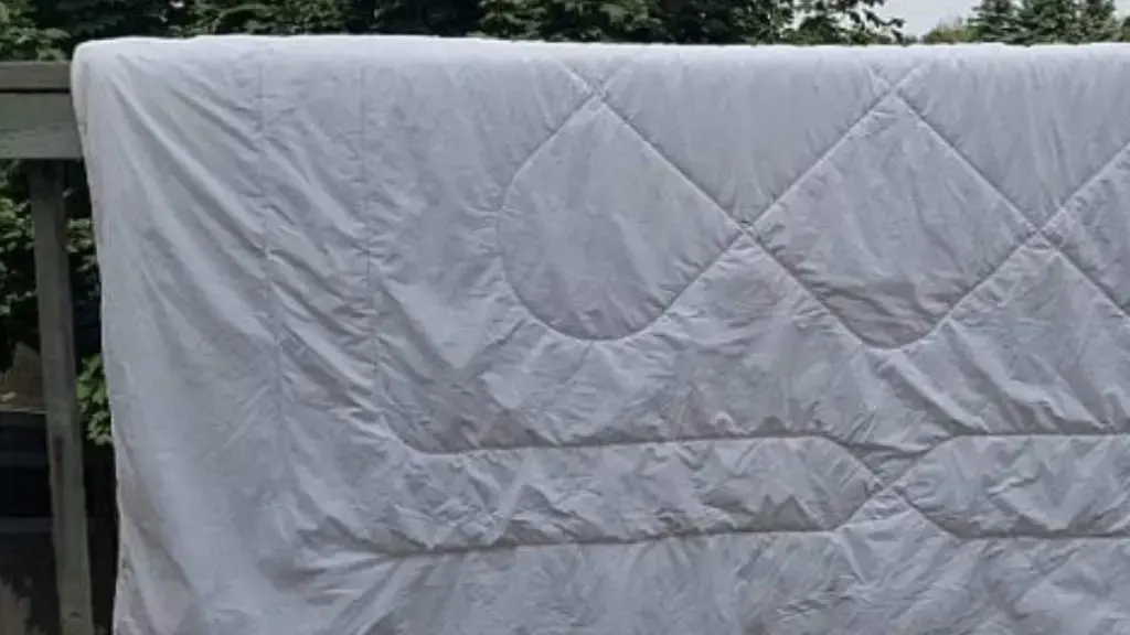 Si të ajrosni rregullisht jorganët tuaj për freski dhe higjienë