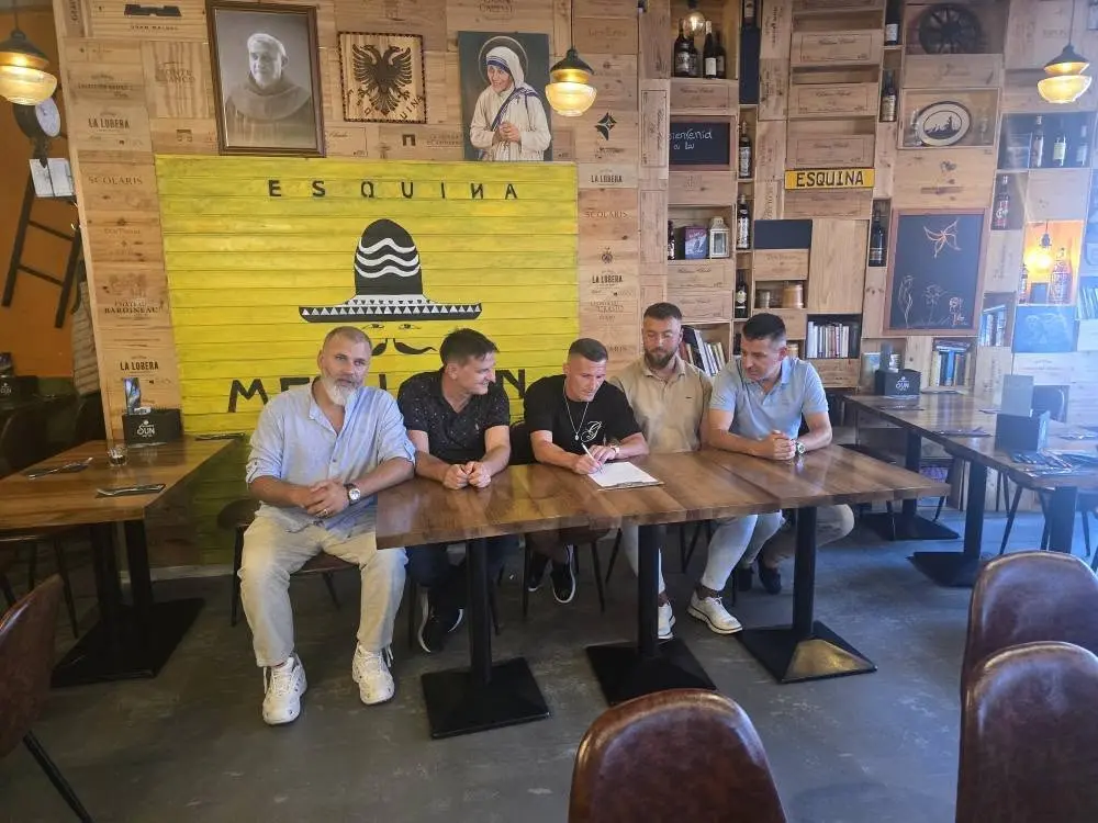 Taulant Xhaka me skuadër të re, firmos për FC Dardania Basel - RTSH