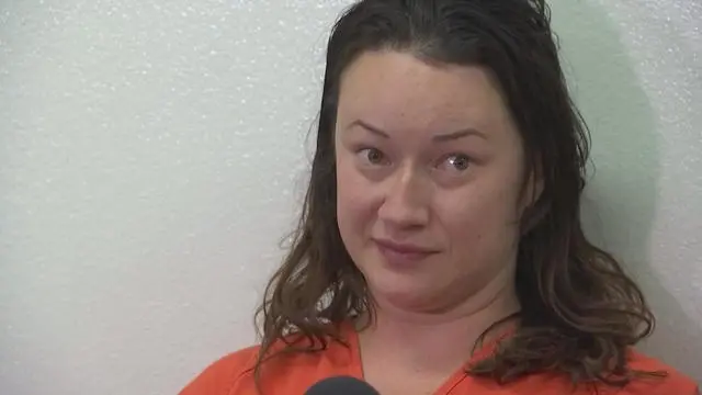 Gruaja akuzohet për përndjekje pas takimit hap një intervistë