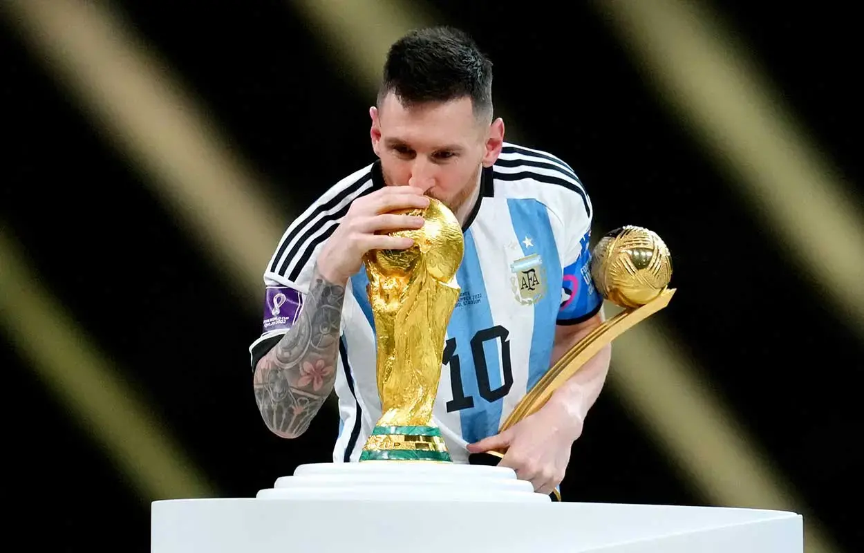Lionel Messi: The legend looking for a new record in the World 11 - FIFPRO  World Players