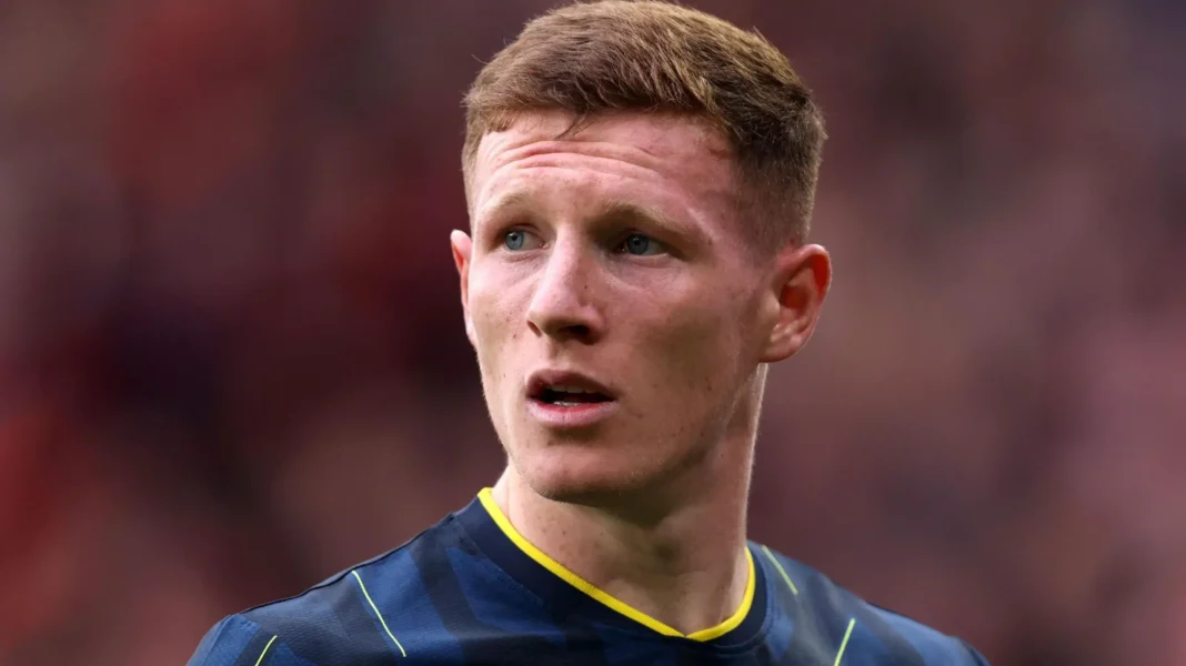 elliot-anderson-mesfushori-q-mund-t-ndryshoj-fatin-e-real-madridit-gs9uixxb