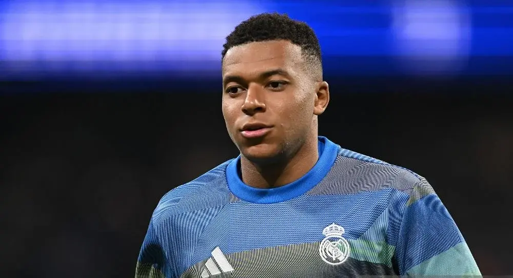 kylian-mbappe-ndeshja-e-jet-s-son-ndaj-barcelon-s-9j53uhkv