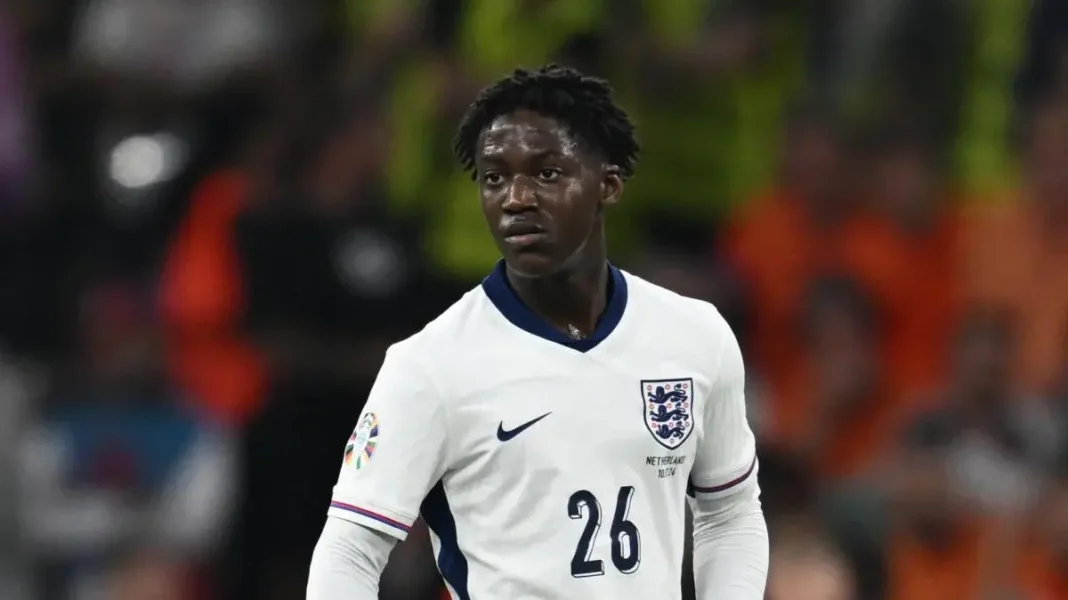 napoli-n-k-rkim-t-nj-talenti-t-ri-p-r-mesfush-n-a-do-t-arrij-t-z-vend-soj-anguissa-4rhnfasp