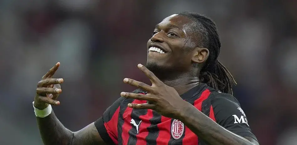 rafa-leao-n-prag-t-nj-transferimi-epik-manchester-united-ofron-100-milion-euro-2if1ub8j