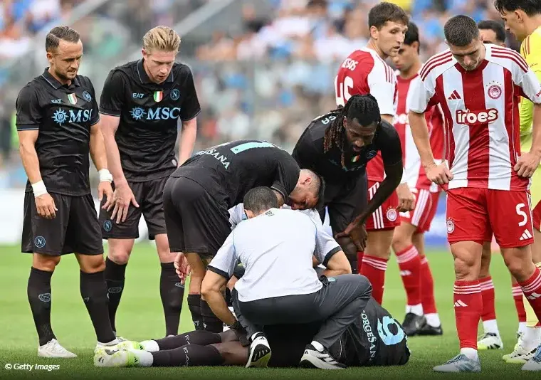 rikthimi-i-lukakut-nj-udh-tim-i-gjat-drejt-fush-s-kdqtbate