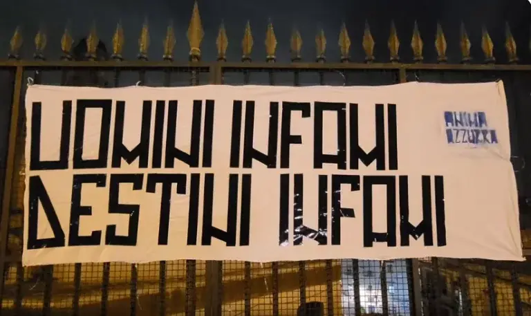 tifoz-t-e-napolit-shprehin-zem-rimin-ndaj-spallettit-tradhtia-e-nj-legjende-nokneb06