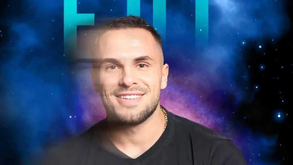 Me trup muskuloz  Edi zbulon se sa kilogramë peshon