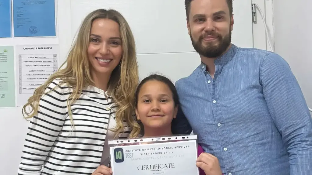 Vajza e Teuta Krasniqit arrin rezultat të lartë në testin e inteligjencës
