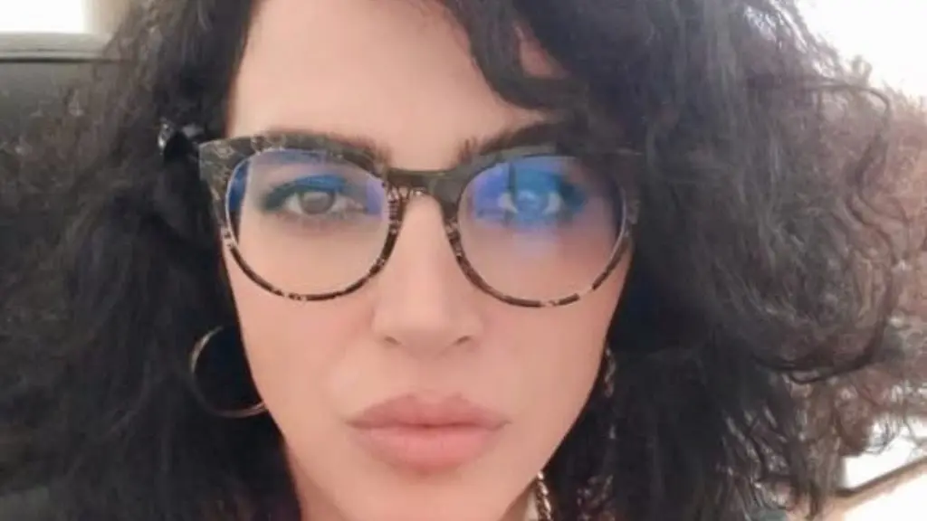 A ju kujtohet Donika Gashi? Kështu duket ylli i dikurshëm…