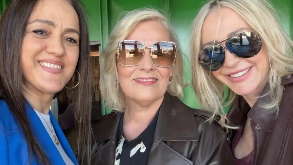Anita takohet me gruan e Thaçit dhe Veselit, tregon çka biseduan