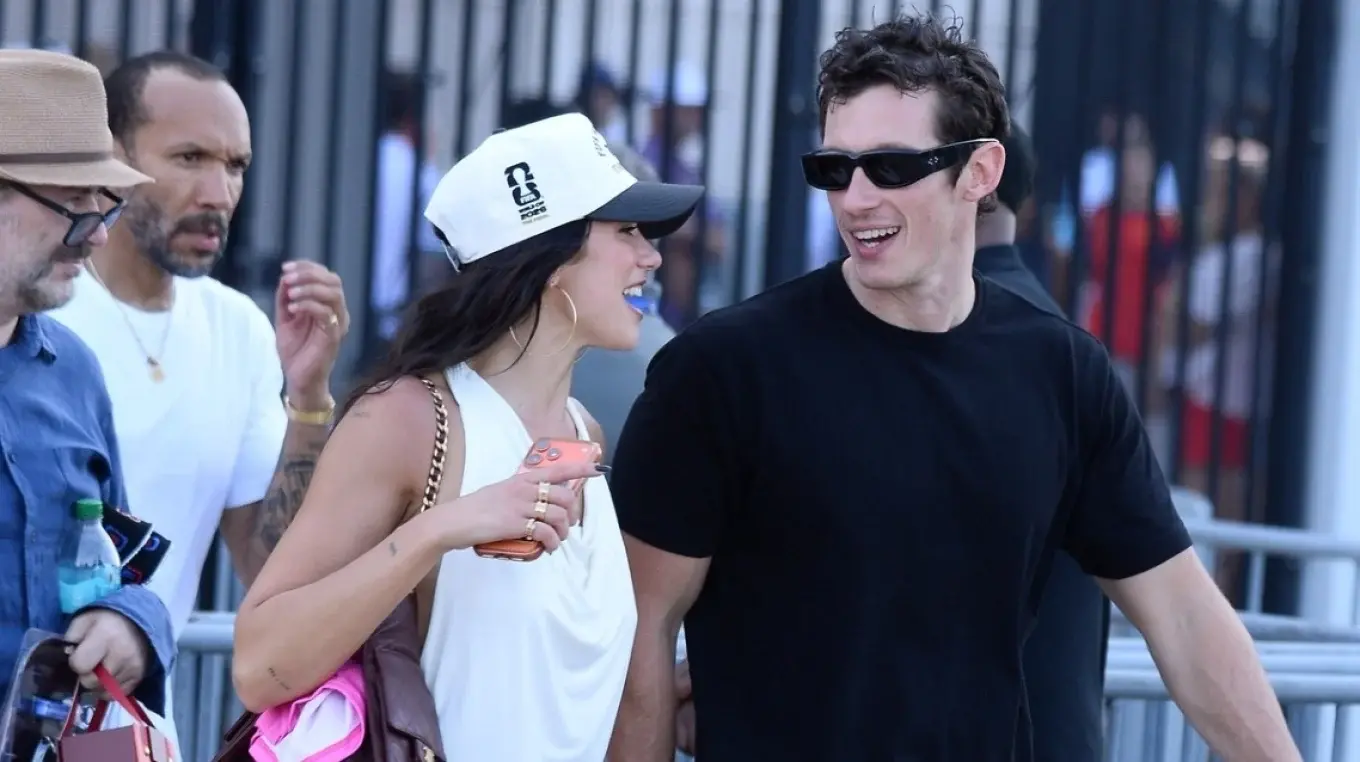 Dua Lipa dhe Callum Turner: Një paraqitje magjike në finalen e Kupës së Botës pas dasmës luksoze