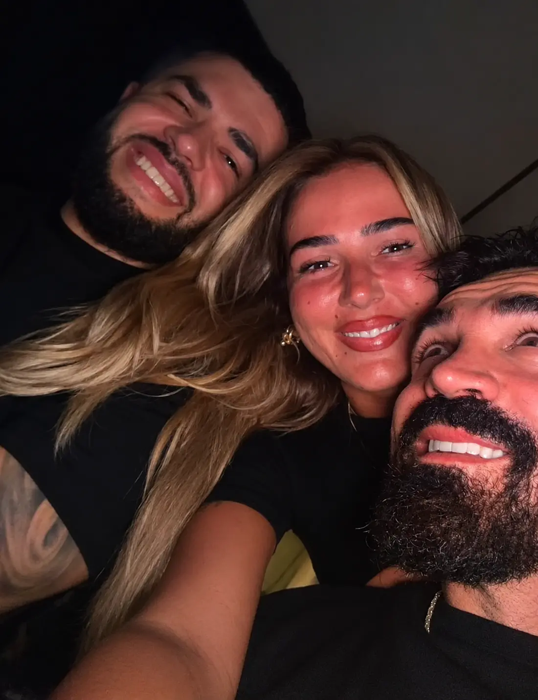 Noizy feston 40 vjetorin me një surprizë të veçantë nga miqtë
