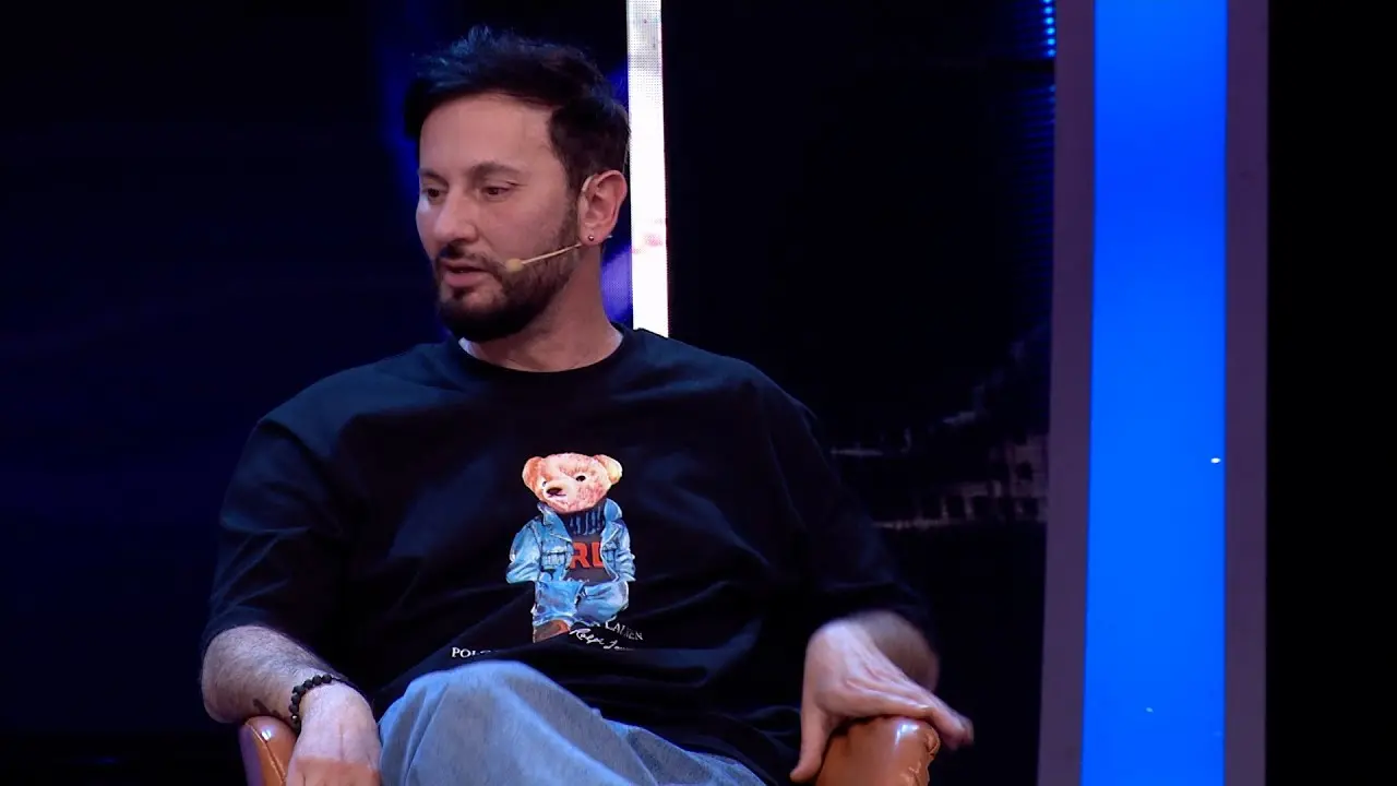 Skandali i videove intime: Përplasje mes Tozajt dhe moderatores së Top Channel