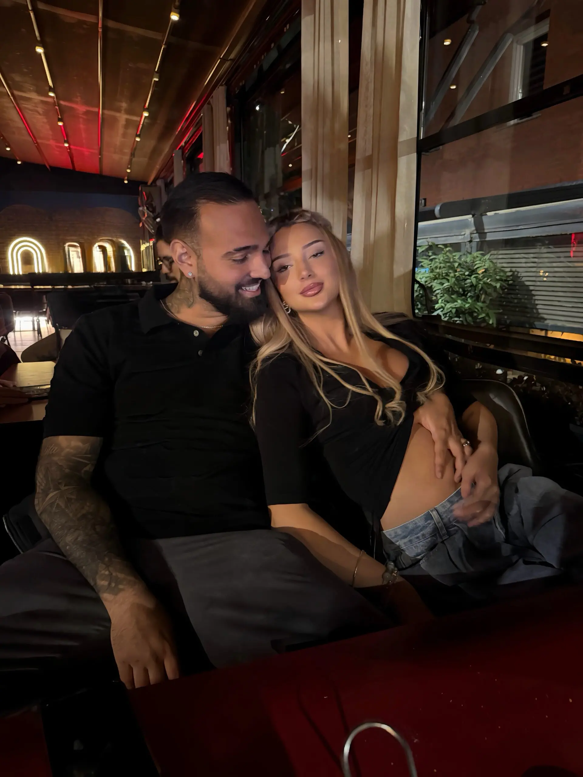 Ana zbulon inicialen e vajzës së saj, emocionet rriten për çiftin