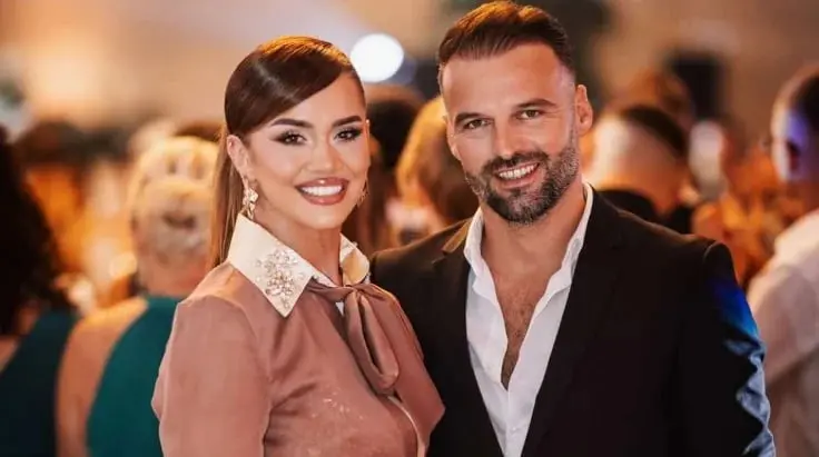 Kaltrina Mikushnica shijon pushime romantike në Itali me bashkëshortin e saj