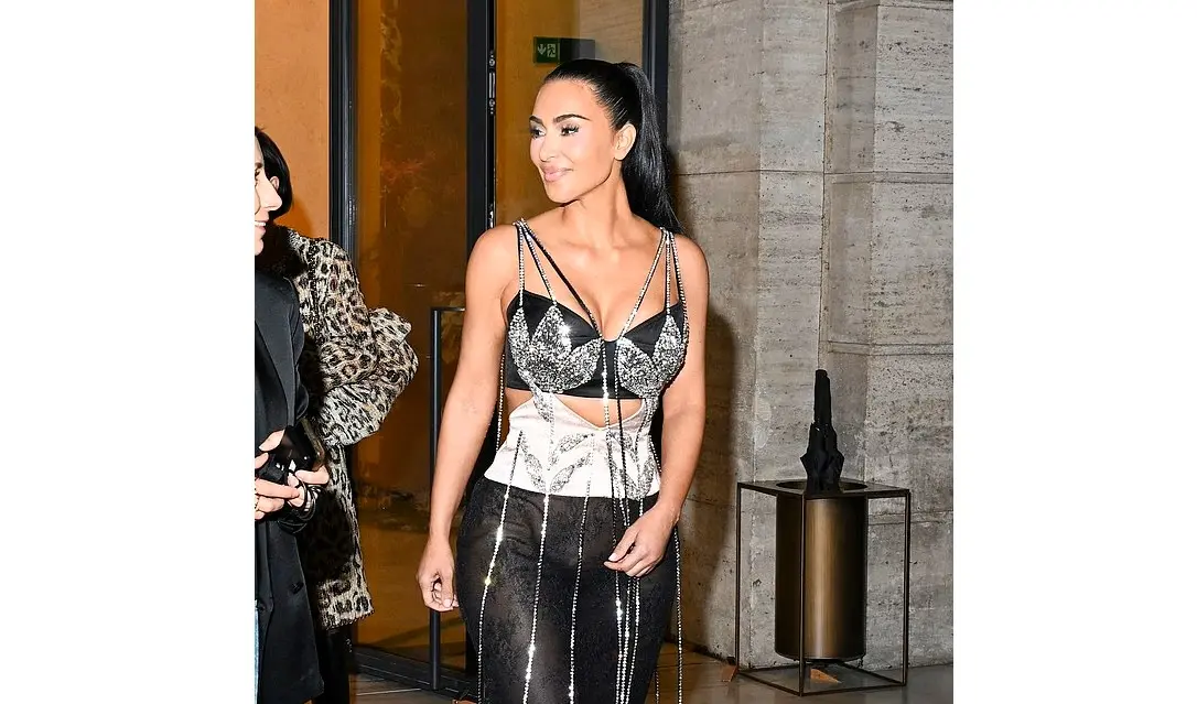 Kim Kardashian në Romë: Festimi i 46-vjetorit dhe lidhja me Lewis Hamiltonin