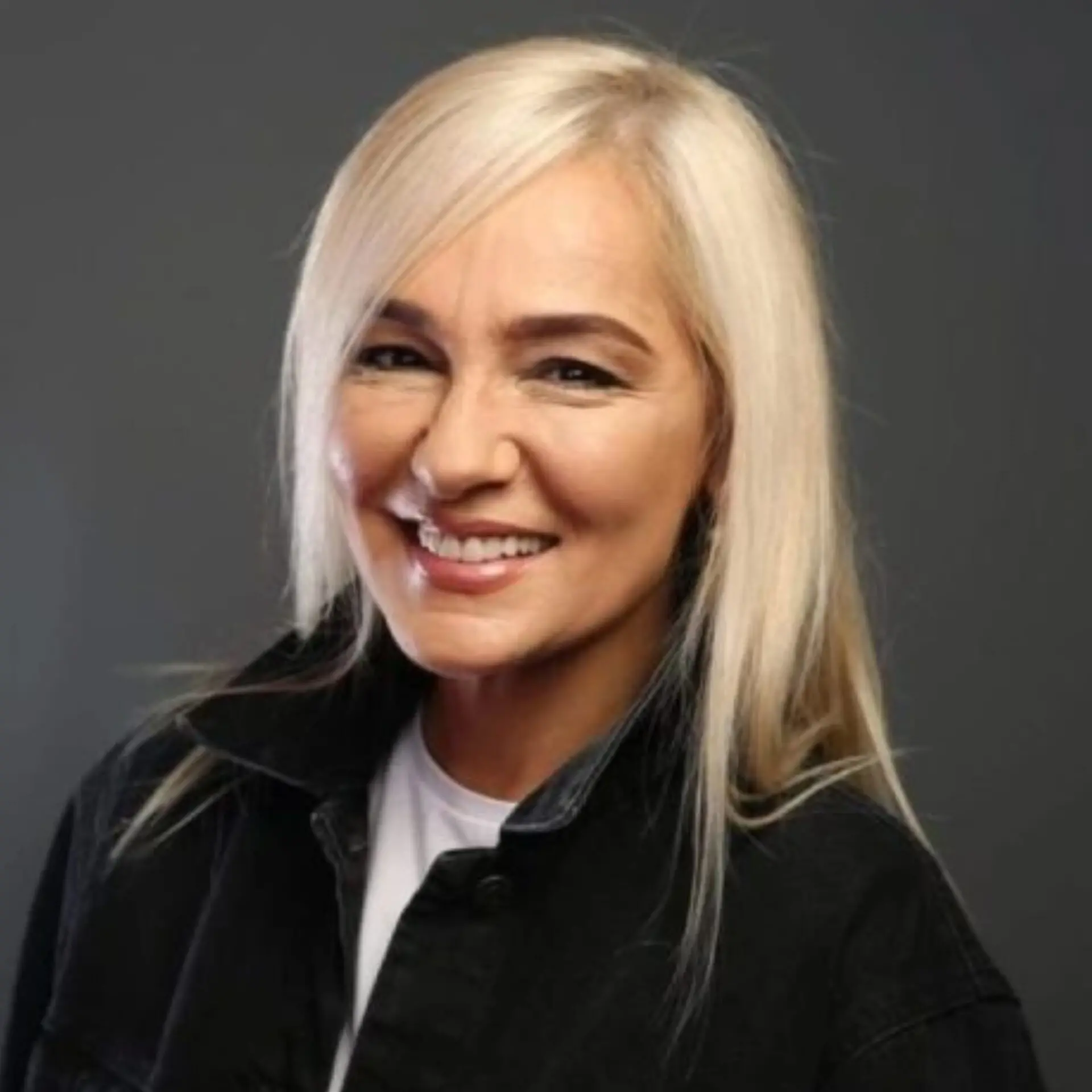 Monika Lubonja: Një histori e rëndë që fsheh një shpirt të ndjeshëm