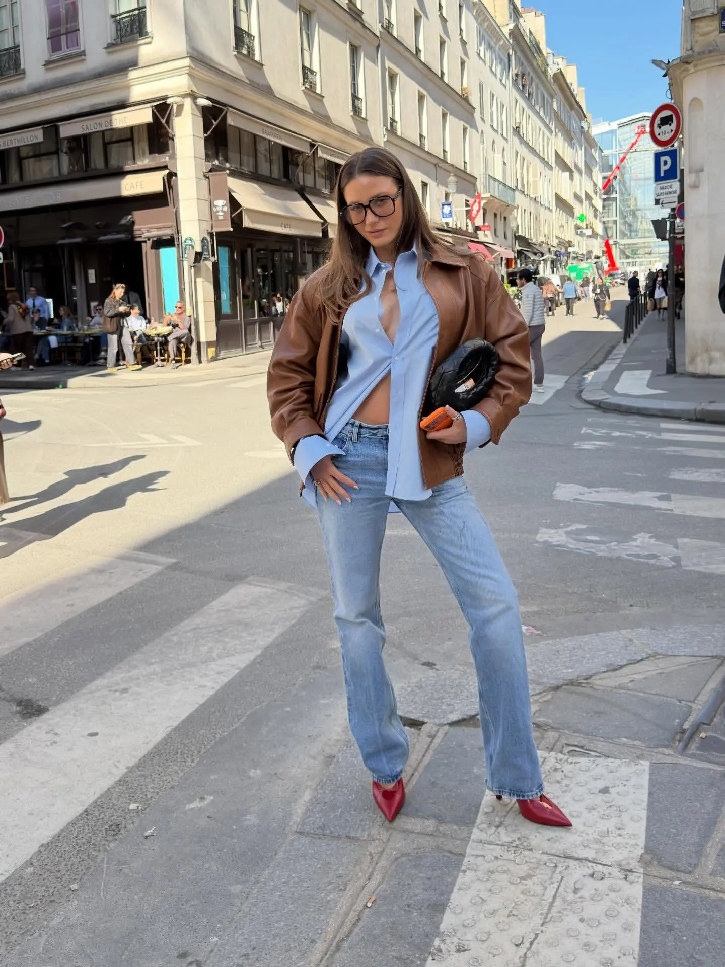 Serenay Sarıkaya në qendër të vëmendjes me ofertë milionëshe pas sfilatës në Paris